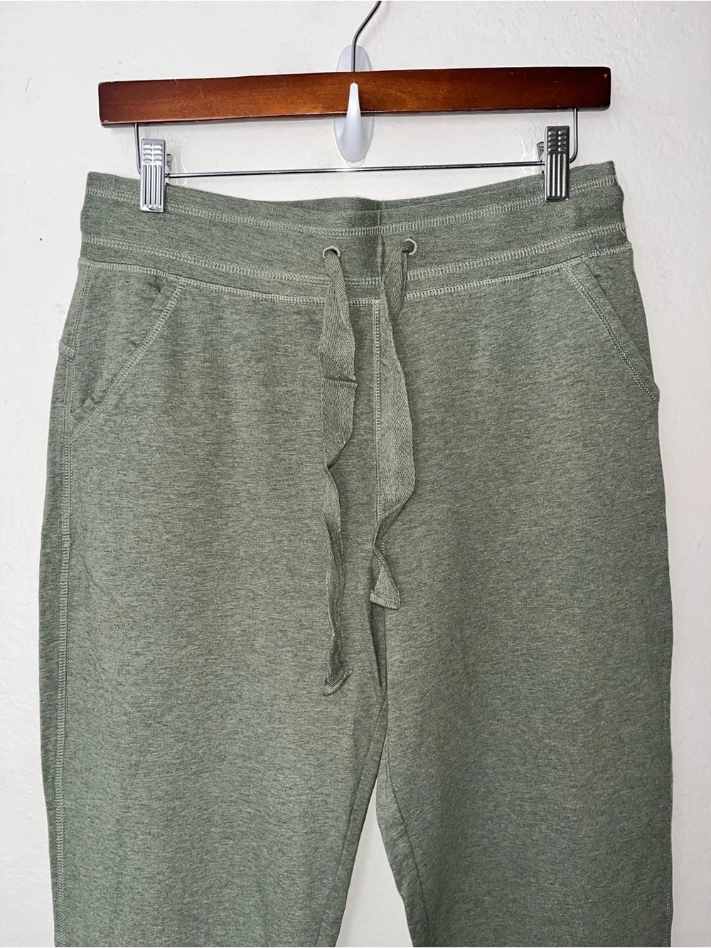 NWOT Pact Organic Cotton Pant Sz M Perfectly Lightweight Casual Terry Green